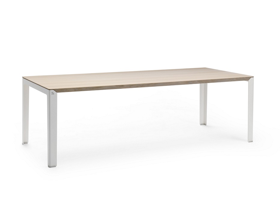Leolux Kalia eettafel