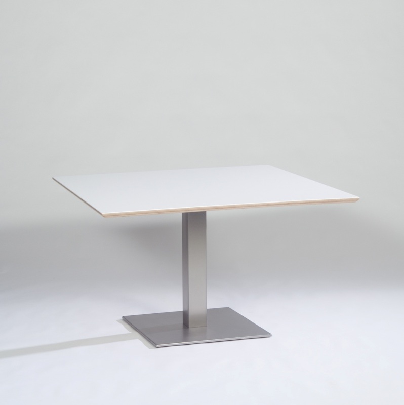 Metaform Carré eettafel