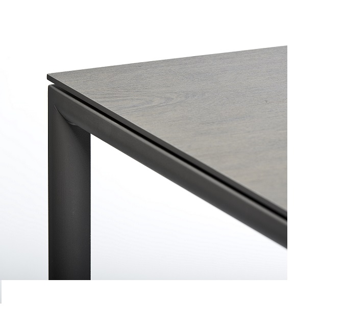 Metaform Fly keramiek eettafel