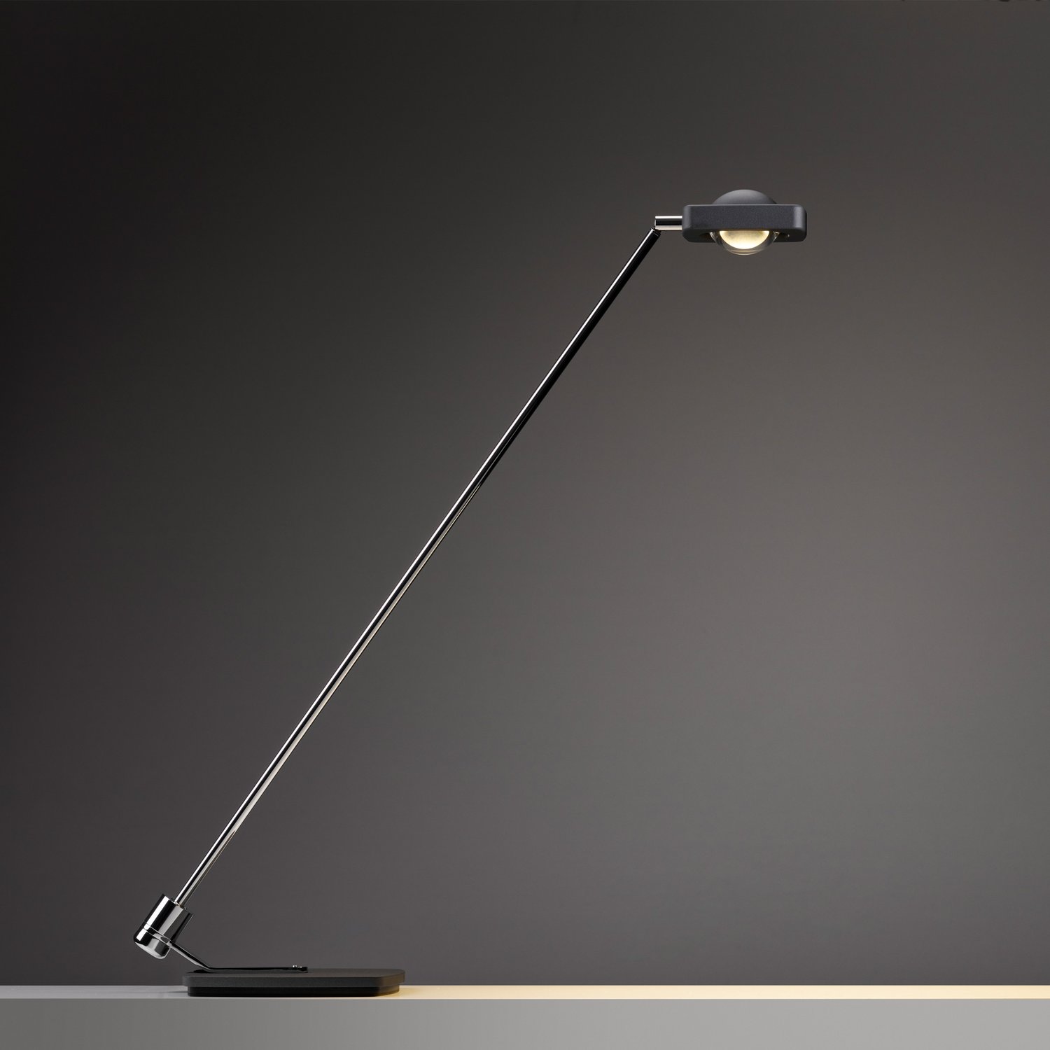 Oligo Kelveen leeslamp grafiet