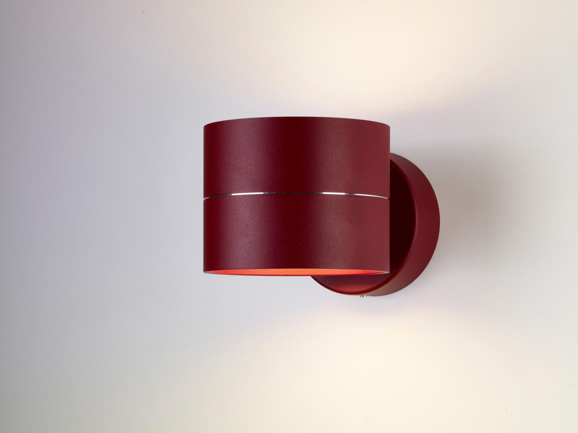 Oligo Tudor wandlamp mat rood