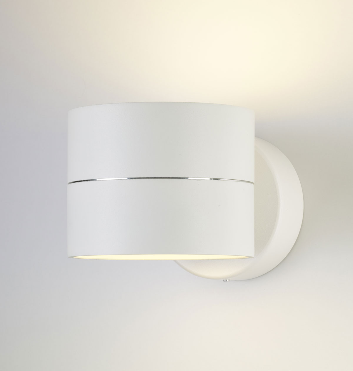 Oligo Tudor wandlamp mat wit