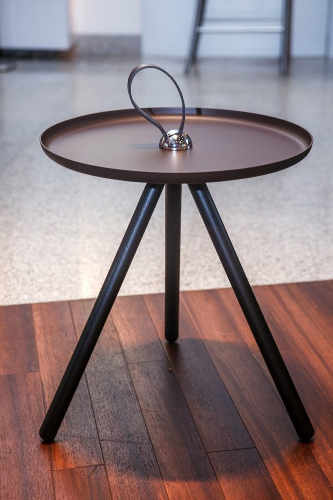 Rolf Benz 973 bijzettafel bruin