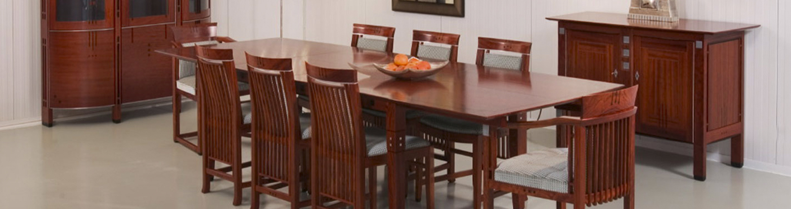 Kersenhouten tafel Banner Image