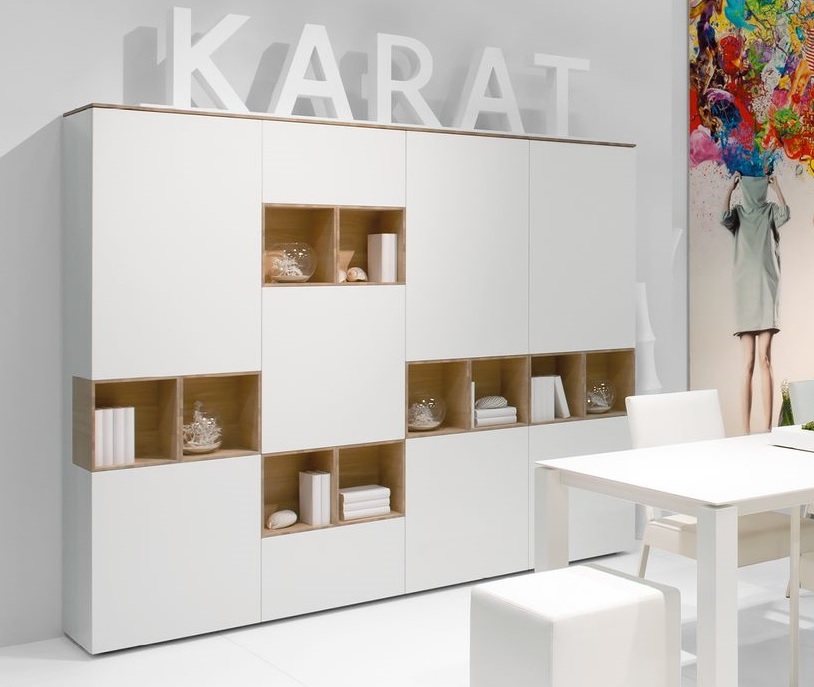 Karat wandkast wit houten vakken