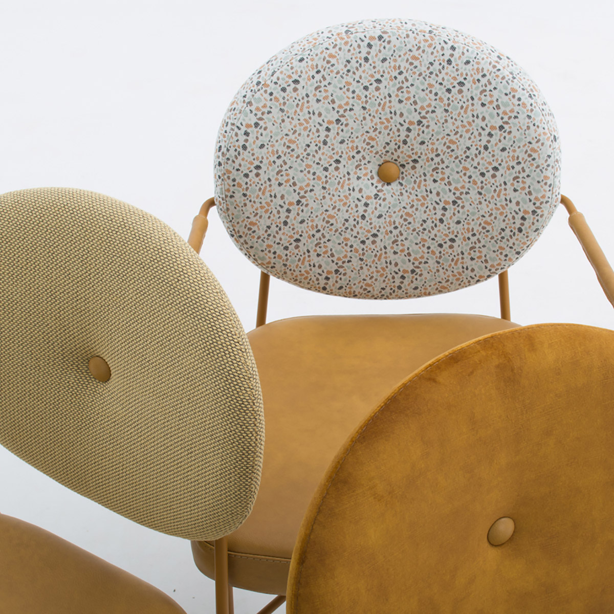 Bert Plantagie Daisy Four Plus eetkamerstoelen print