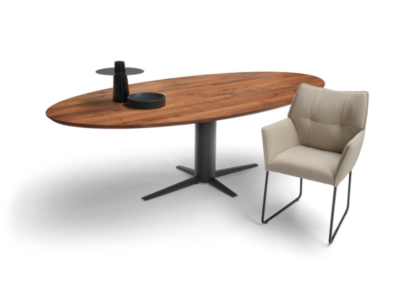 Brees New World Thor eettafel ovaal noten