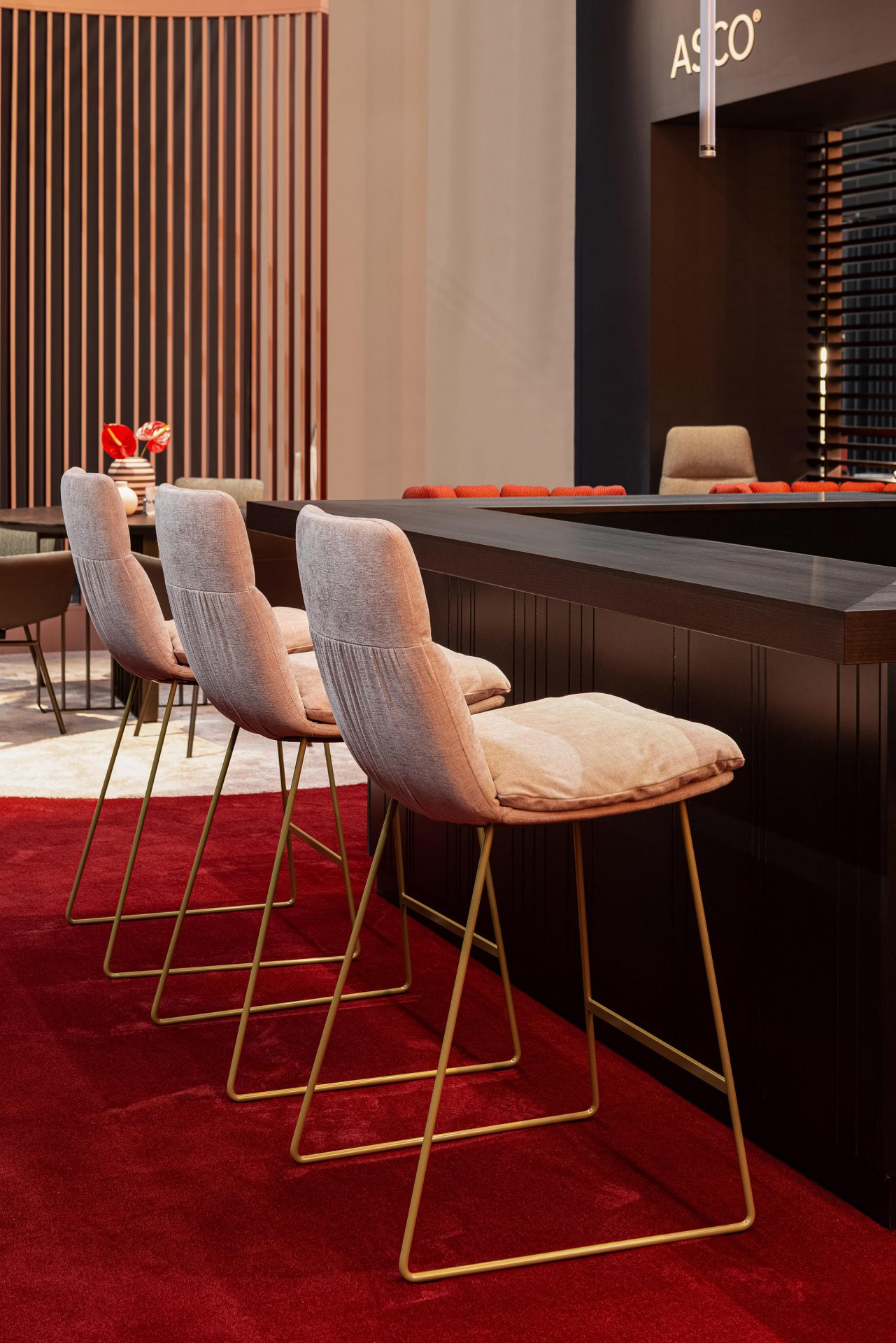 KFF Faye counter chair set
