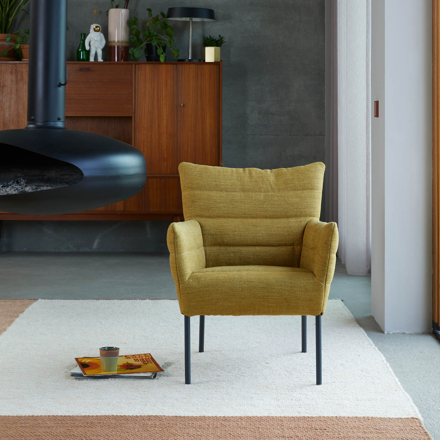 Label van den Berg Cocoon Lounge fauteuil stof