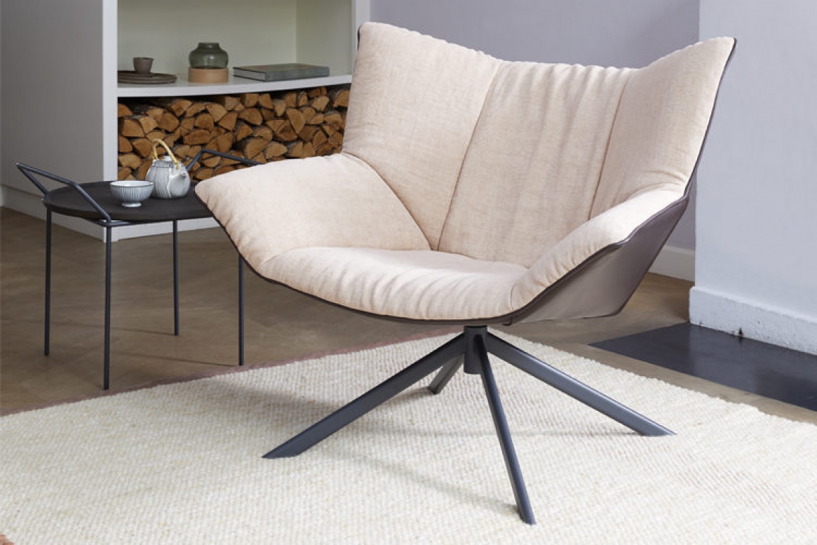 Label van den Berg Gustav draaifauteuil in stof en leder