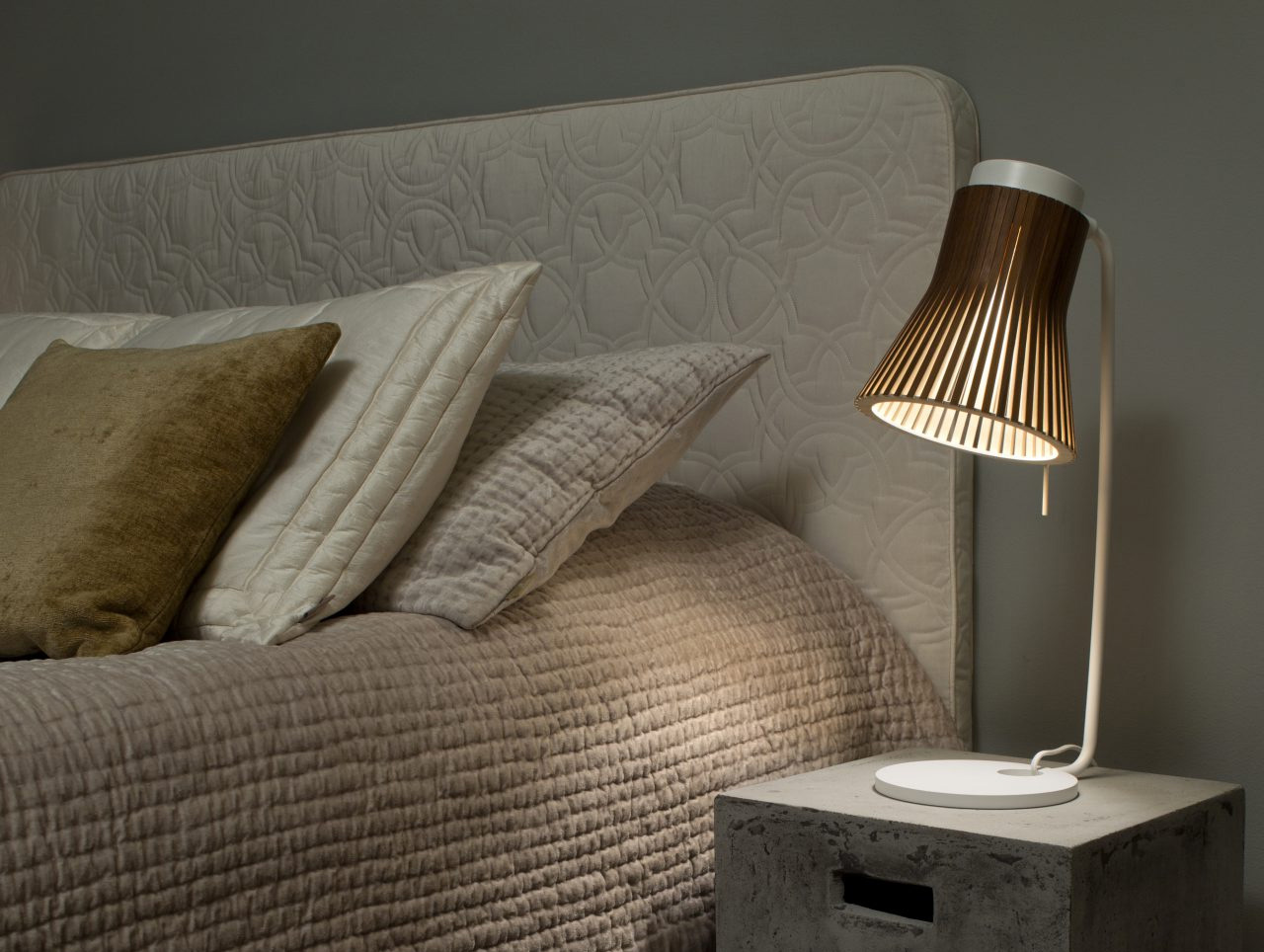 Secto design tafellamp | Hoogebeen Interieur Secto design tafellamp | Hoogebeen Interieur