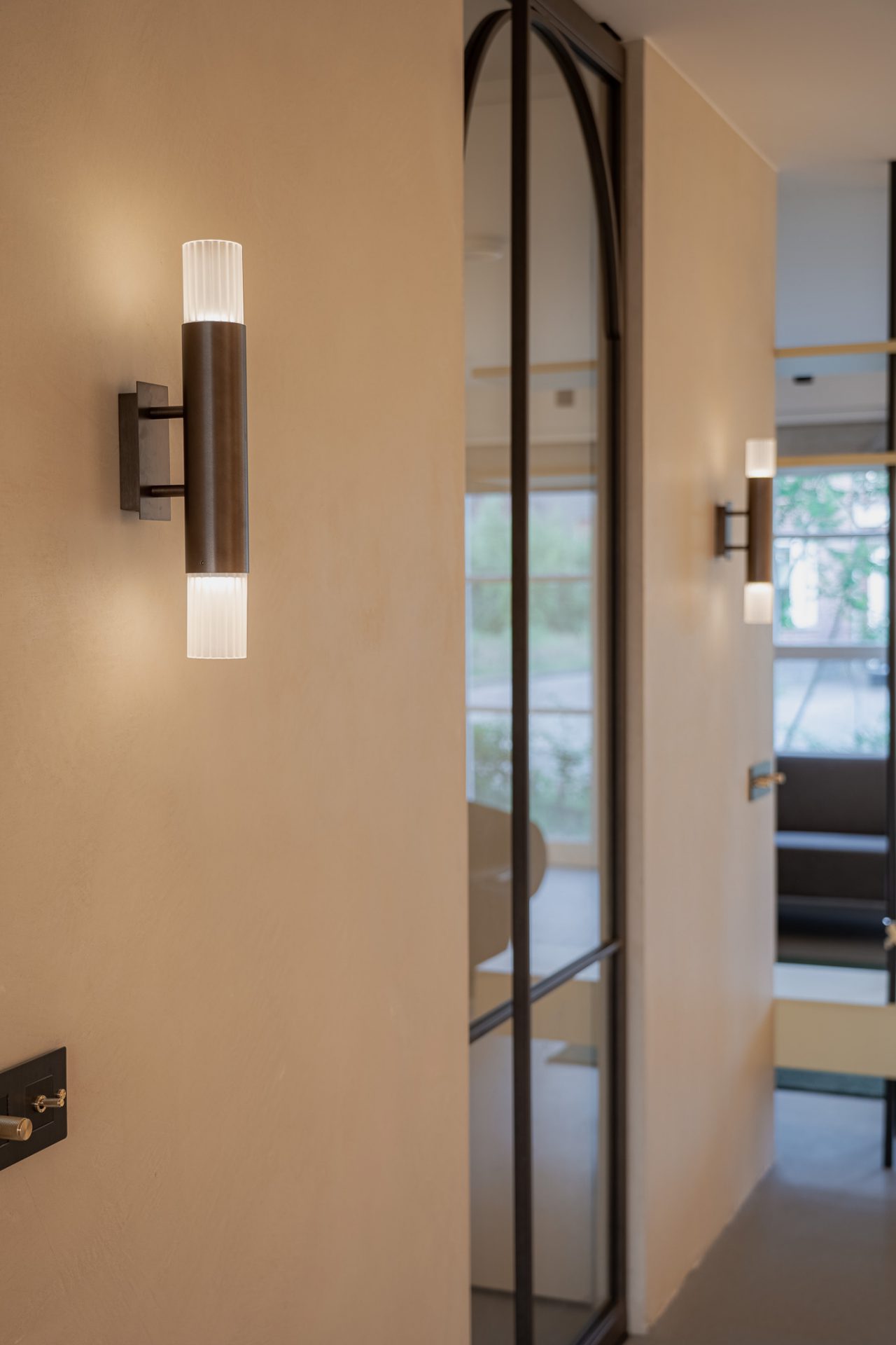 Embrace W1+1 wandlamp bronze