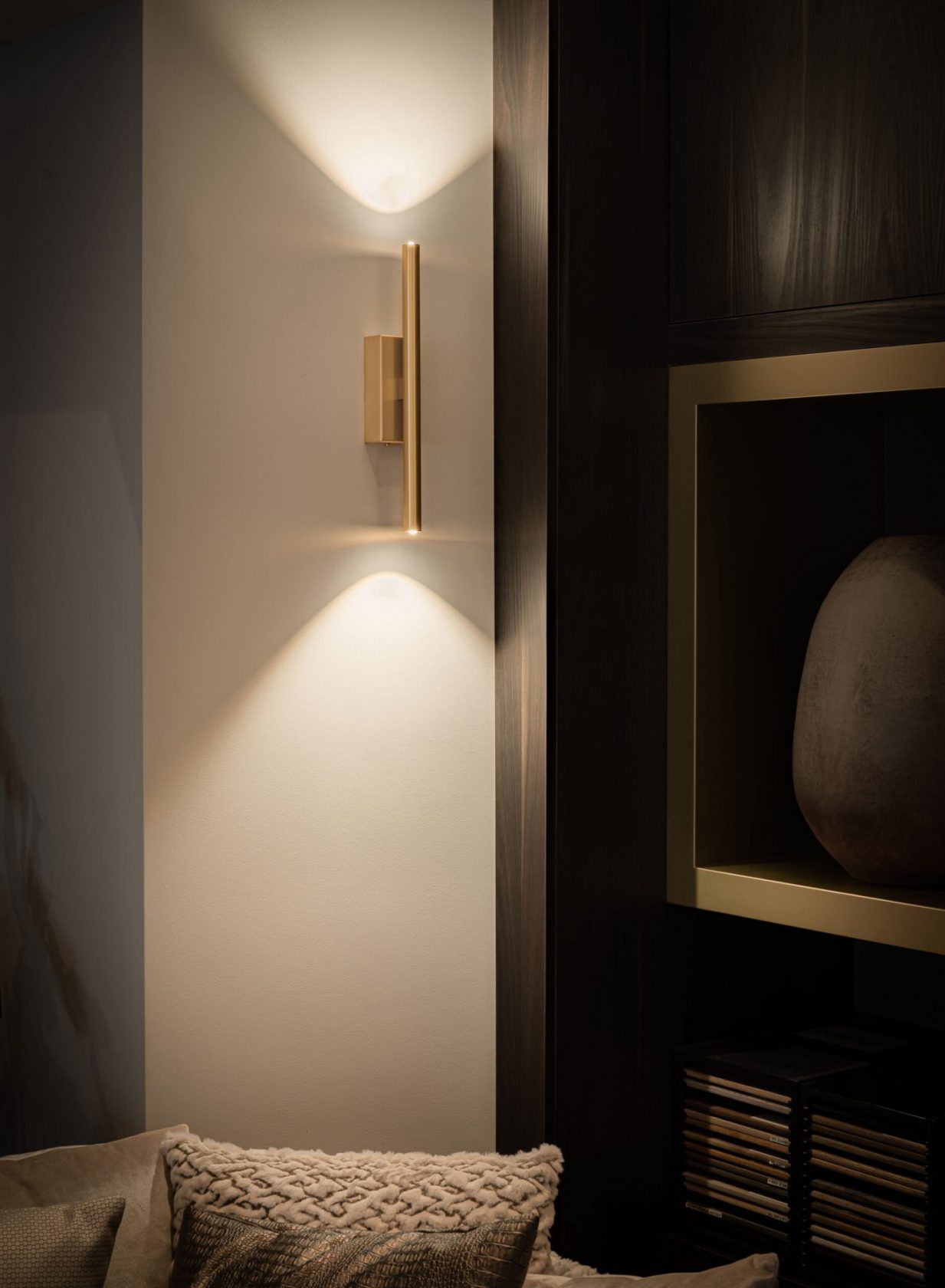 Ilfari Glow W2 wandlamp Brillant Bras | Hoogebeen Interieur Ilfari Glow W2 wandlamp Brillant Bras | Hoogebeen Interieur