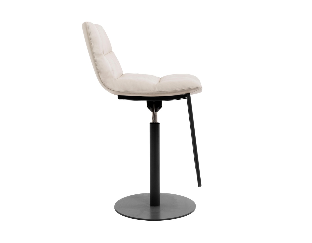 KFF Arva light barstoel met lage rug en witte bekleding KFF Arva light barstoel met lage rug