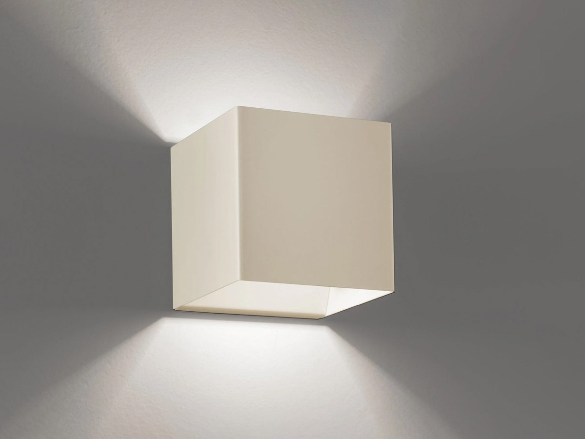 Lodes Laser wandlamp champagne