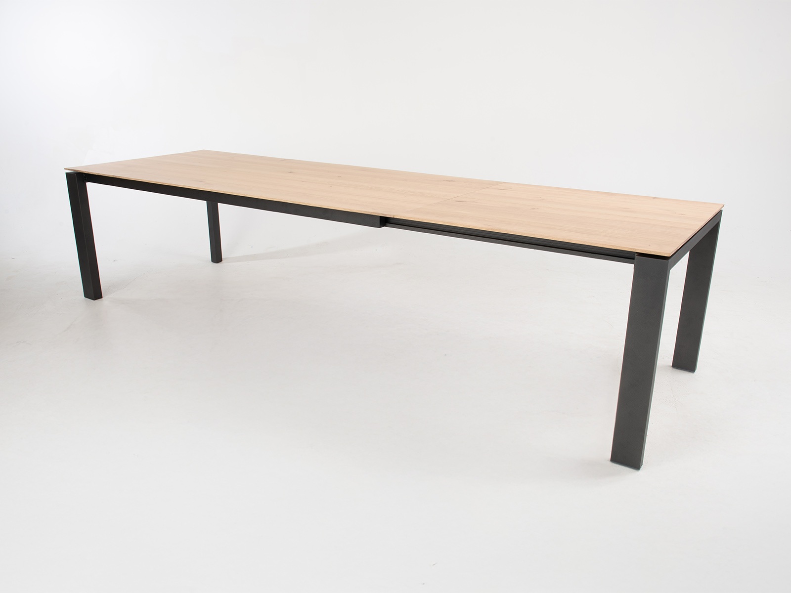 Bert Plantagie Lungo uitschuiftafel