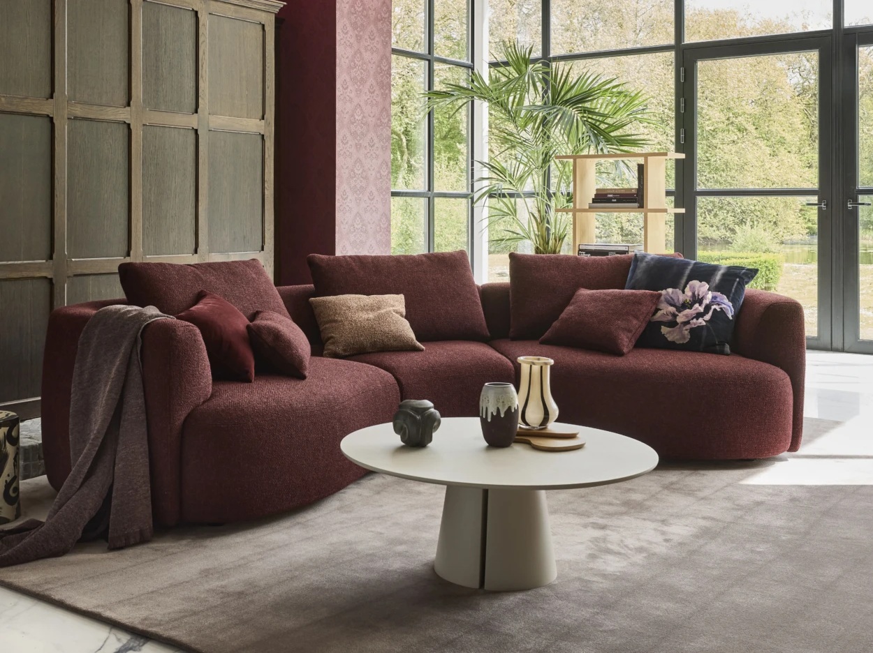 Design On Stock Clark design bank met ronde organische elementen