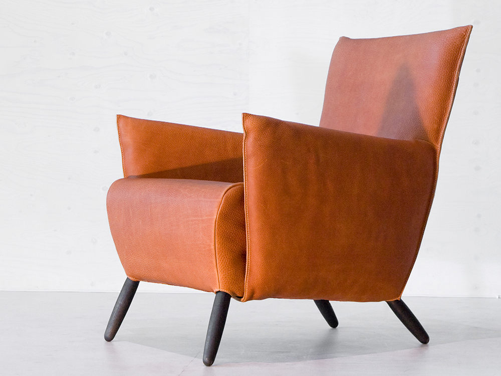 Label van den Berg Cheo fauteuil in leer Label van den Berg Cheo fauteuil leer