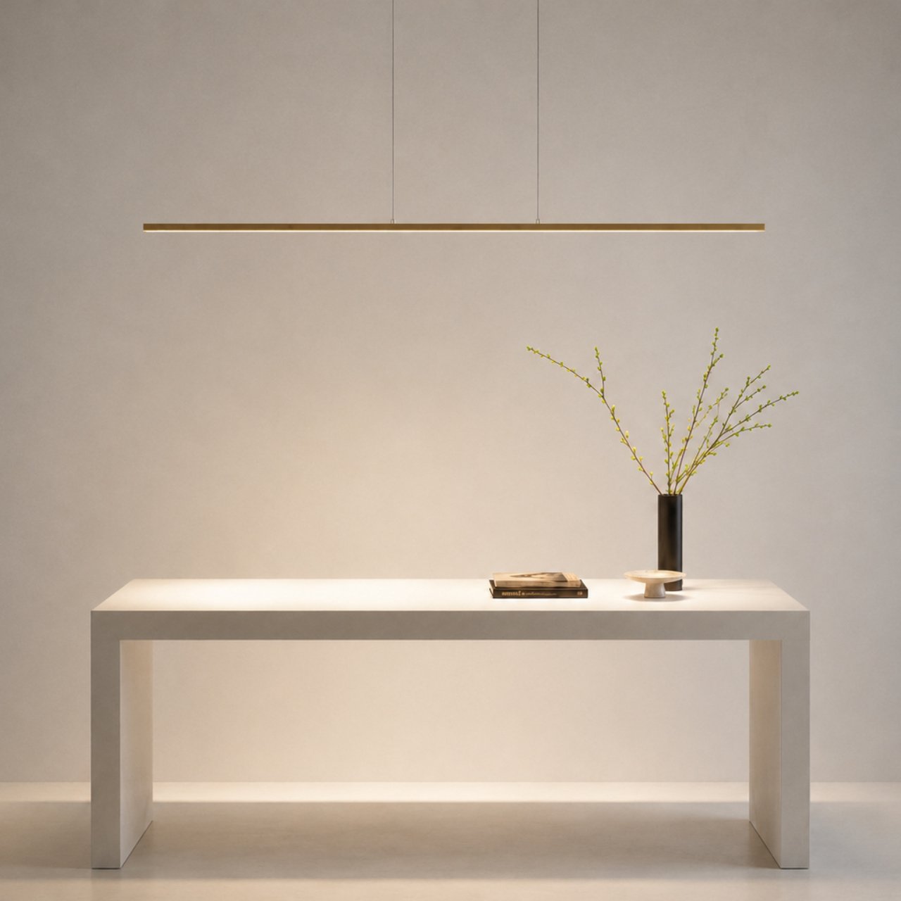 YIN YANG Q lineaire hanglamp met up- en downlight Ferrolight Anvia YIN YANG Q hanglamp boven tafel